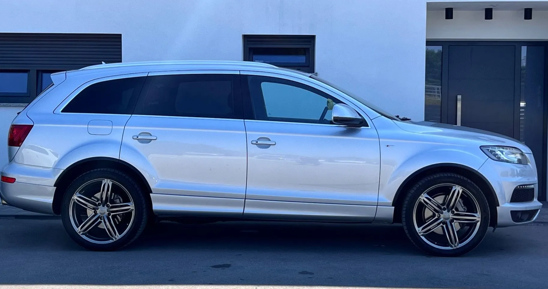 Zunanja slika - Audi Q7 - 3.0 TDIS+S-LINE+SLO+Q+LED+7SED+NAVI+21COL - 4