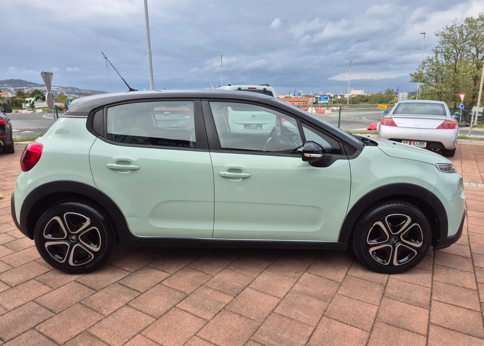 Zunanja slika - Citroën C3 - 1.2-HITRI KREDIT,LEAISNG BREZ POLOGA-JAMSTVO - 7