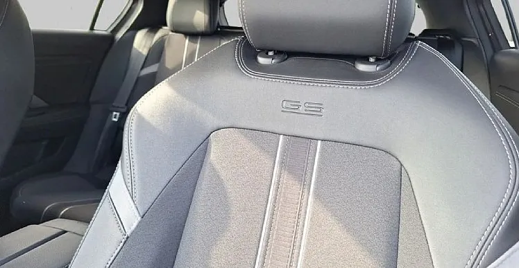 Zunanja slika - Opel Astra - 1.2 T. | Matrix žarometi | Panorama | Avtomatik - 7