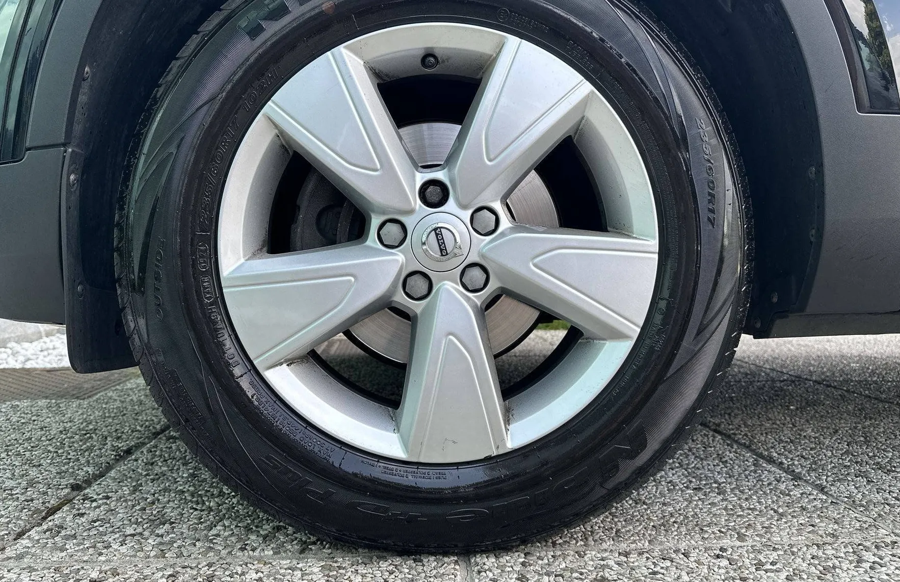 Zunanja slika - Volvo XC40 - T3 Momentum Avt. - 9
