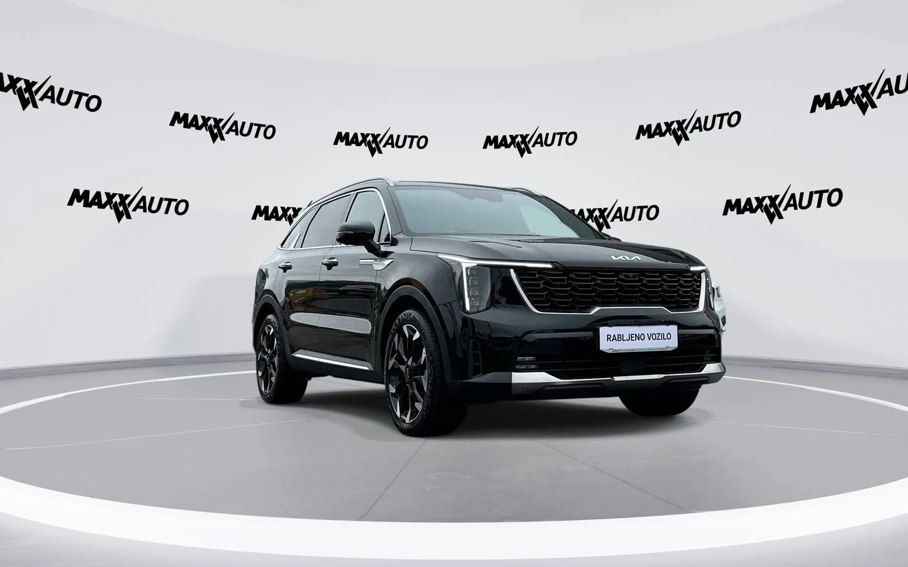 Zunanja slika - KIA Sorento - 2.2 TCI EX 8DCT 4WD 5 SEAT  EX LIMITED - 3
