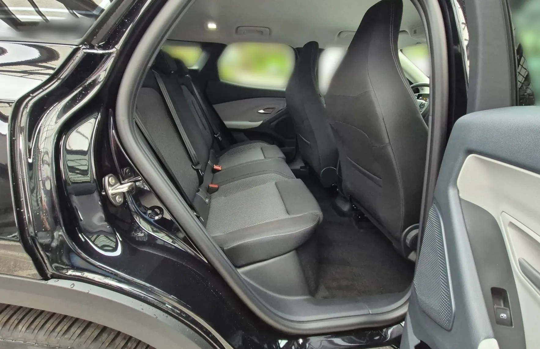 Zunanja slika - Ford Explorer - EV elektromotor 52 kWh 170 PS Style - 13