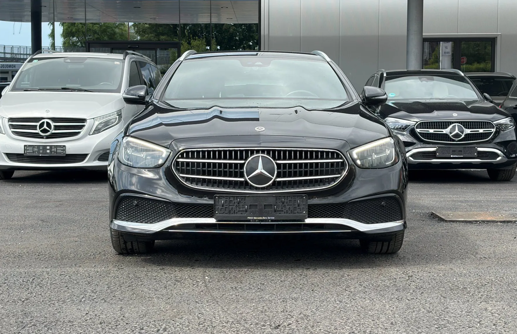 Zunanja slika - Mercedes-Benz E-Razred - E 220 d 4MATIC T Avantgarde Avt. - 2