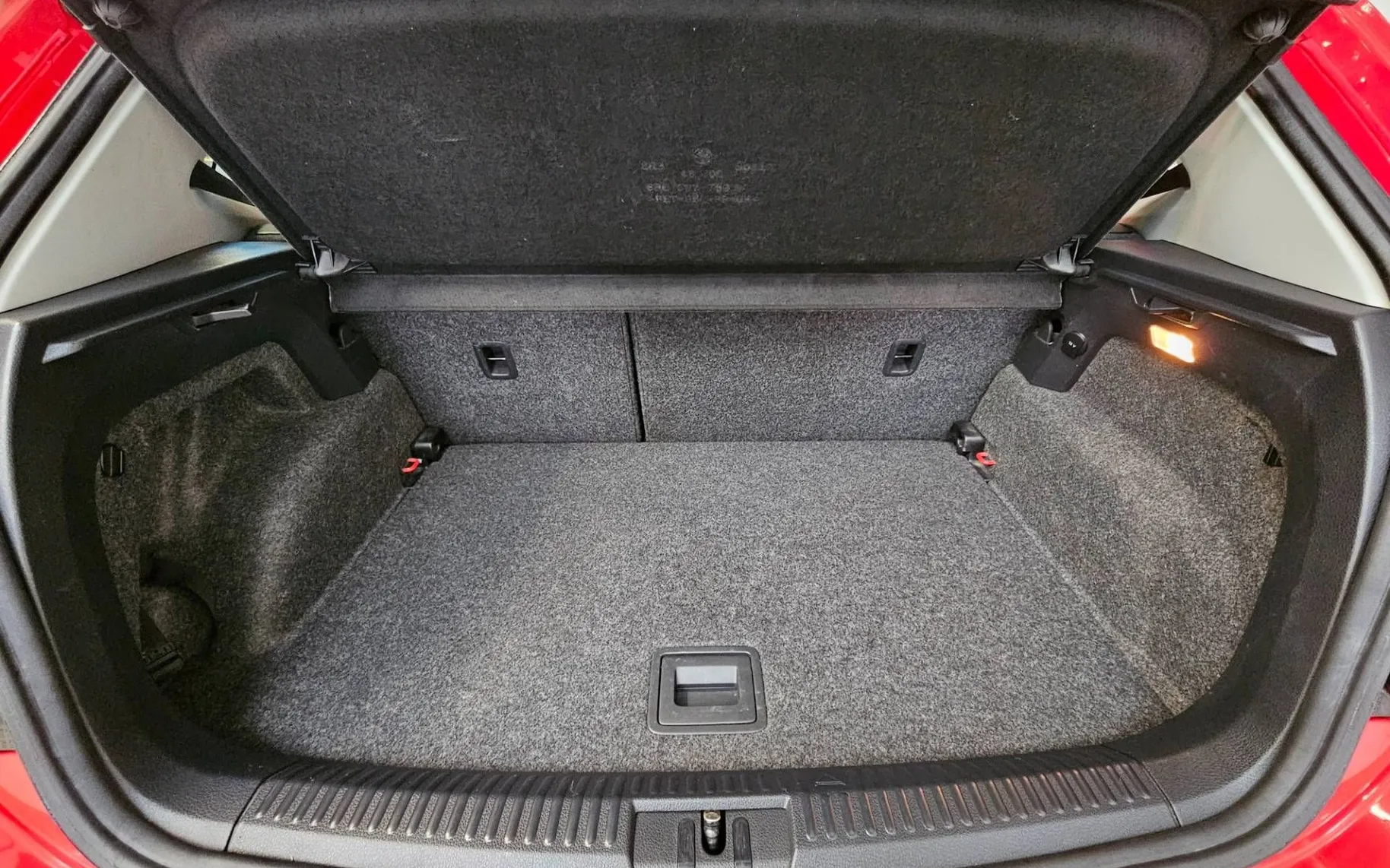 Notranja slika - Volkswagen Polo - 1.4 Comfortline DSG - 10