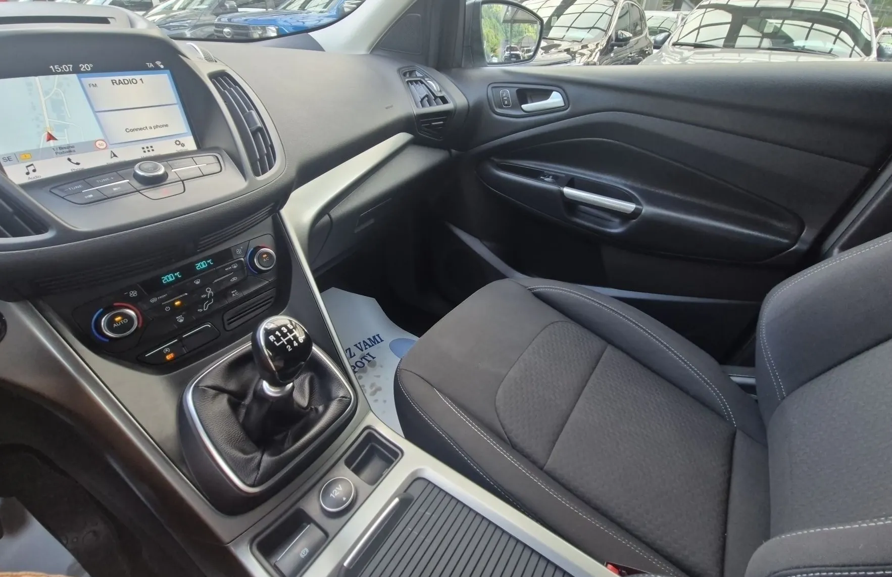 Zunanja slika - Ford Kuga - STYLE 1.5 TDCi 120PS-SLO-1.LASTNIK-KAMERA - 17