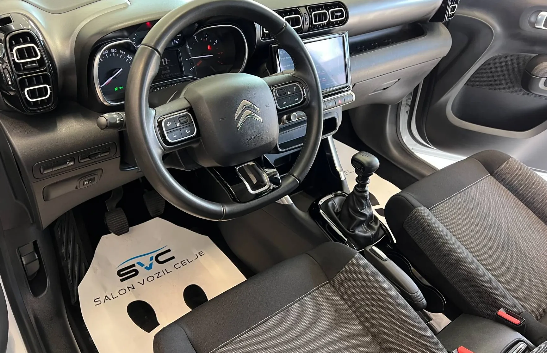 Zunanja slika - Citroën C3 Aircross - 1.2-SHINE-FULL-LED-KAM-MRTVI-KOTI-NAVI-16C - 7