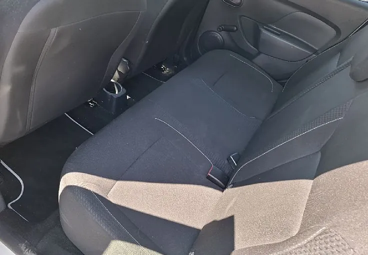 Zunanja slika - Dacia Sandero - 1.0 74KM - servisna potrjena - veliki servis OK - 6
