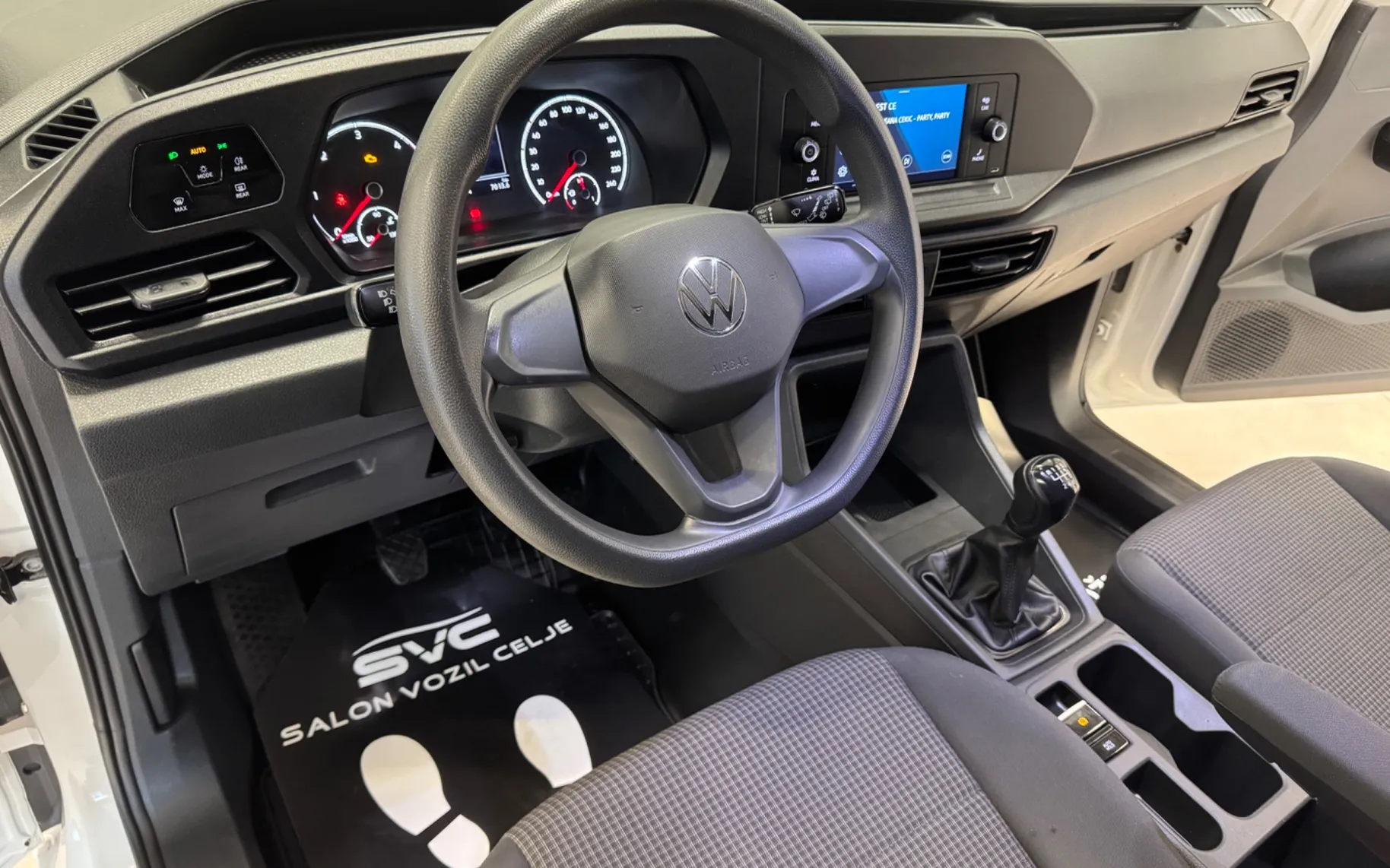 Zunanja slika - Volkswagen Caddy - 2.0TDI-102KM-TEMP-BLUETOOTH-43.000KM-1.LASTNIK - 8