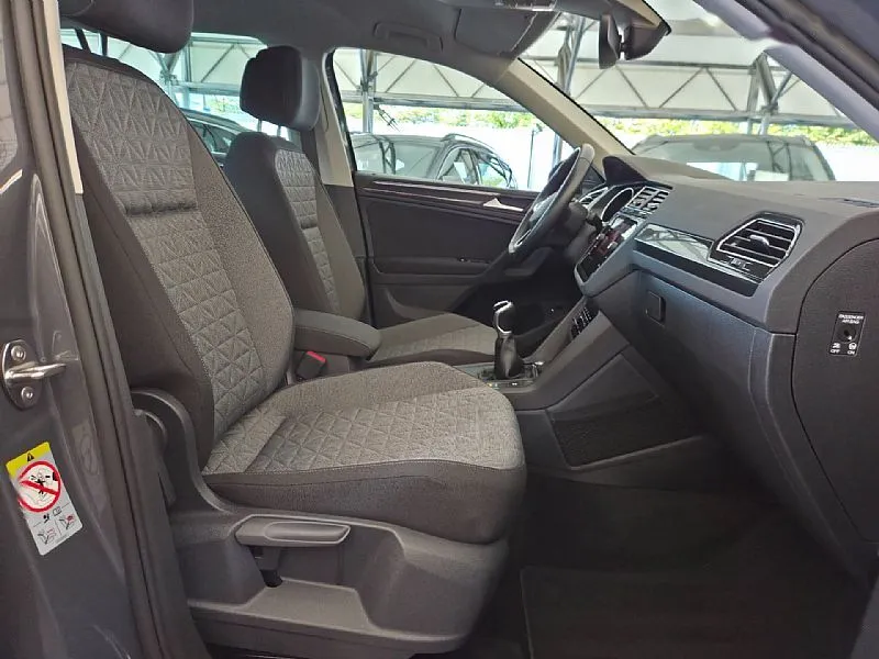 Zunanja slika - Volkswagen Tiguan - 1.5 TSI ACT BMT NAVI KAMERA 30.000KM 1.LASTNIK - 11