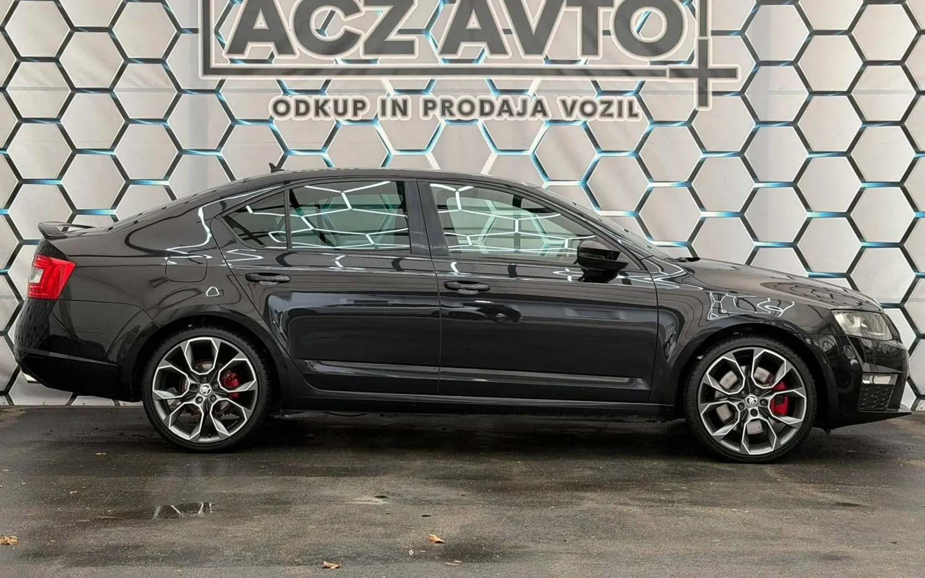Zunanja slika - Škoda Octavia - 2.0 TDI•RS•DSG•CHALLENGE•XENON+LED•KAMERA•NAVI•F1• - 5