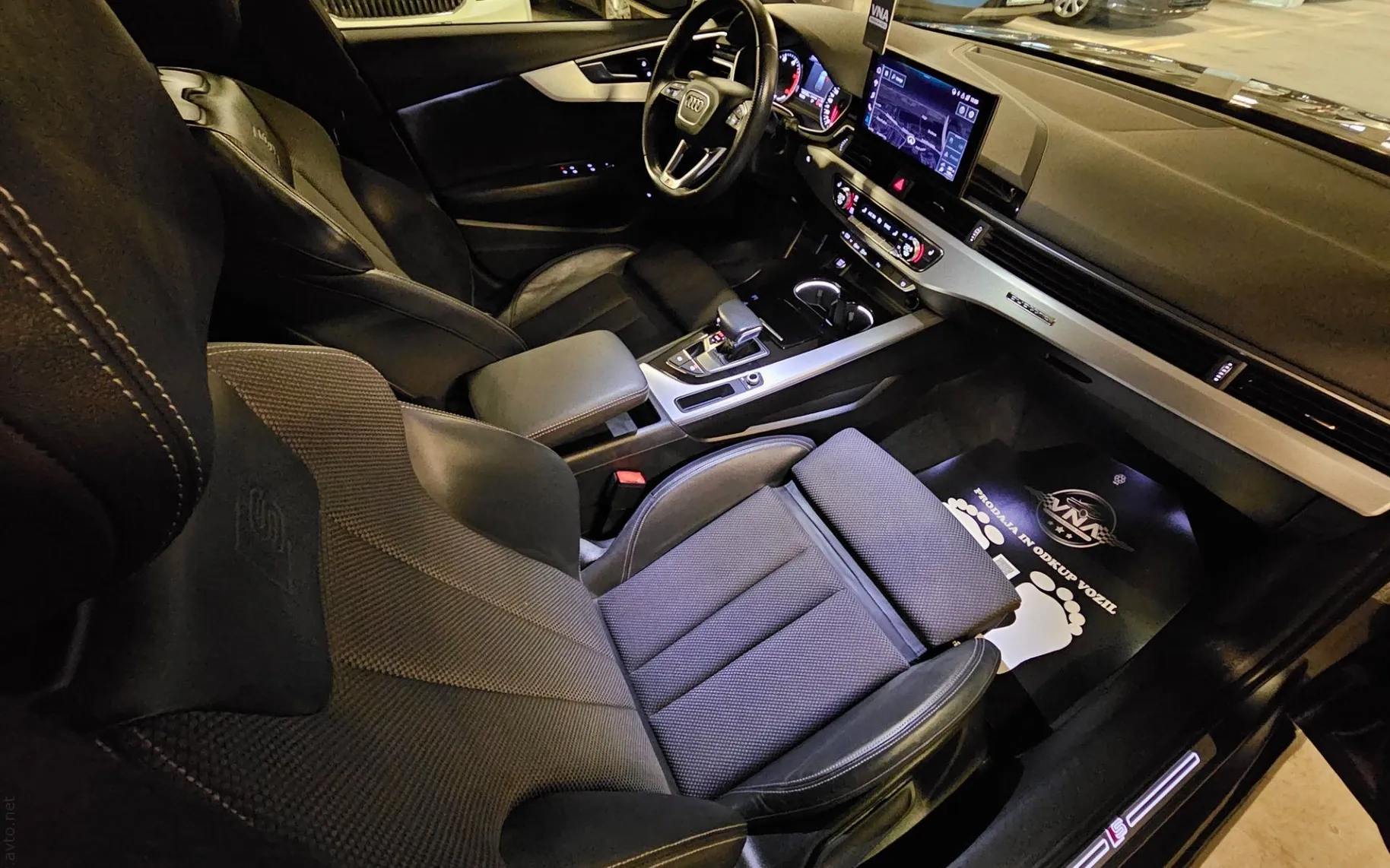 Notranja slika - Audi A4 Avant - quattro 40 TDI S-LINE |MATRIX|AMBIENT|KLJUKA|TOP| - 9