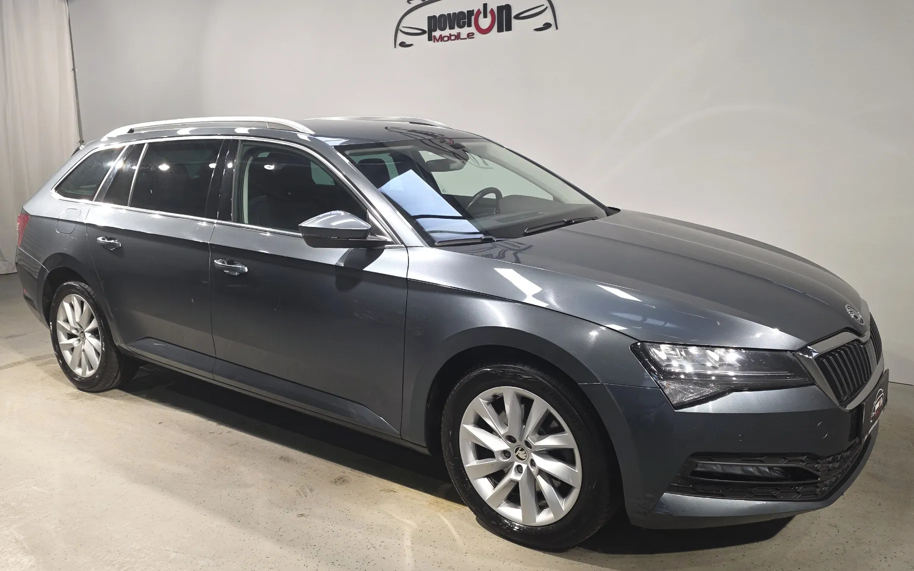 Zunanja slika - Škoda Superb - Combi 2,0 TDI DSG - 4