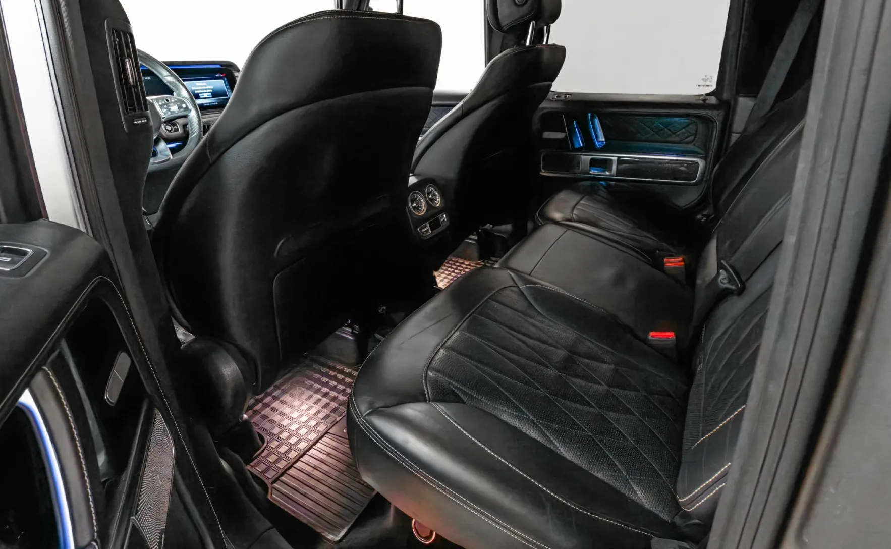 Zunanja slika - Mercedes-Benz G-Razred - G 400 d STRONGER THAN TIME HERR HORST - 14