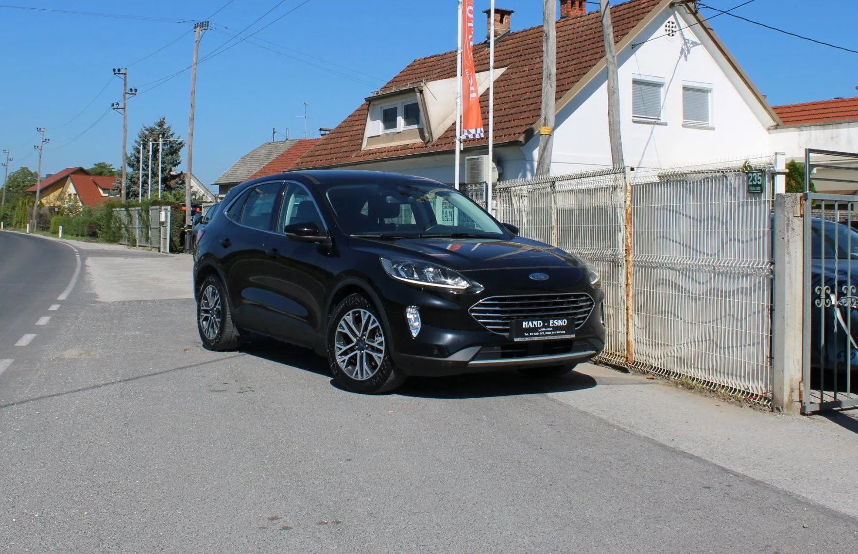 Zunanja slika - Ford Kuga - 2.5 PHEV 225 Titanium-NAVI-ALU-PDC - 3
