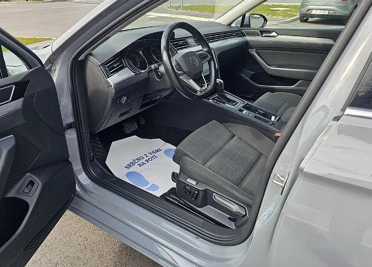 Zunanja slika - VW Passat - Variant 2.0 TDI 150 Sportline DSG|fuLED|ACC|2xPDC|NAVI|ASS - 7