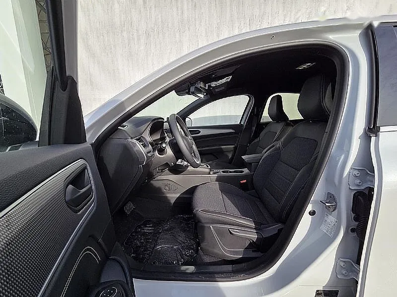Zunanja slika - Renault Mégane - Techo E-Tech HEV 145 + Paket Easy park Premium - 8