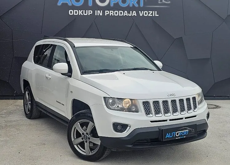 Zunanja slika - Jeep Compass - 2.2 CRD-4x4-KLIMA-KAMERA-GR.SED.-USNJE-TEMP.-NAVI- - 1