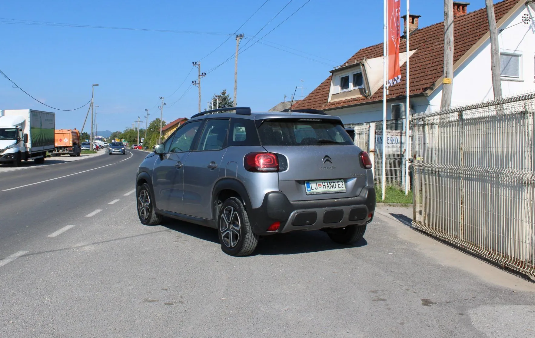 Zunanja slika - Citroën C3 Aircross - 1.5 BlueHDi 120 S&S Business Avt. - 4