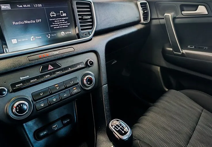 Zunanja slika - KIA Sportage - 1.6-SLO-KAMERA-DAB-APPLE-ANDROID-LINE ASSIST-VIDEO - 12