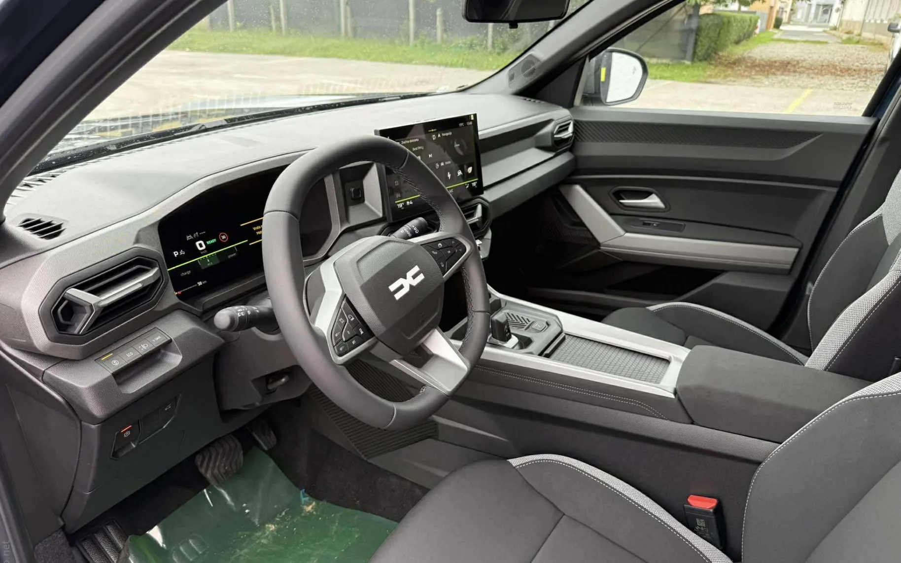 Zunanja slika - Dacia Bigster - JOURNEY MILD HYBRID 140 - 7