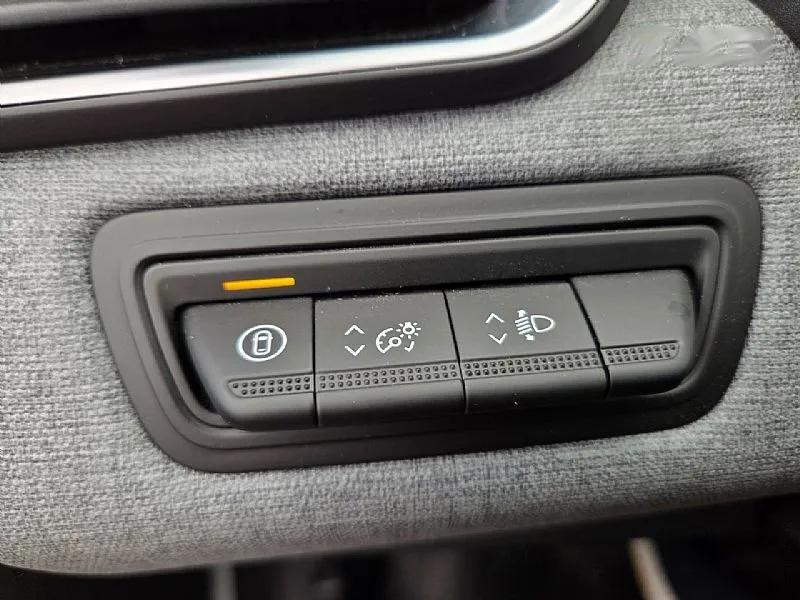 Zunanja slika - Renault Clio - 1.0 TCe 90 Evolution LED KAMERA PDC - 19