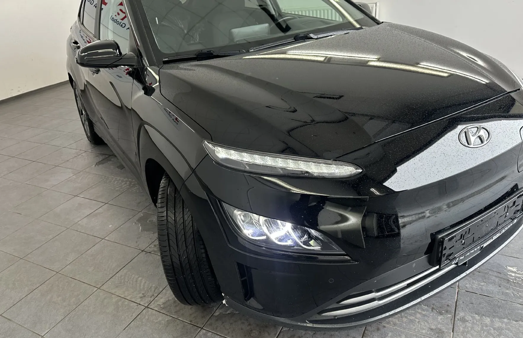 Zunanja slika - Hyundai Kona - 64 KWh Style+4ALU.LED.KAMERA.NAVI.ACC.KLJUKA.TOP - 4