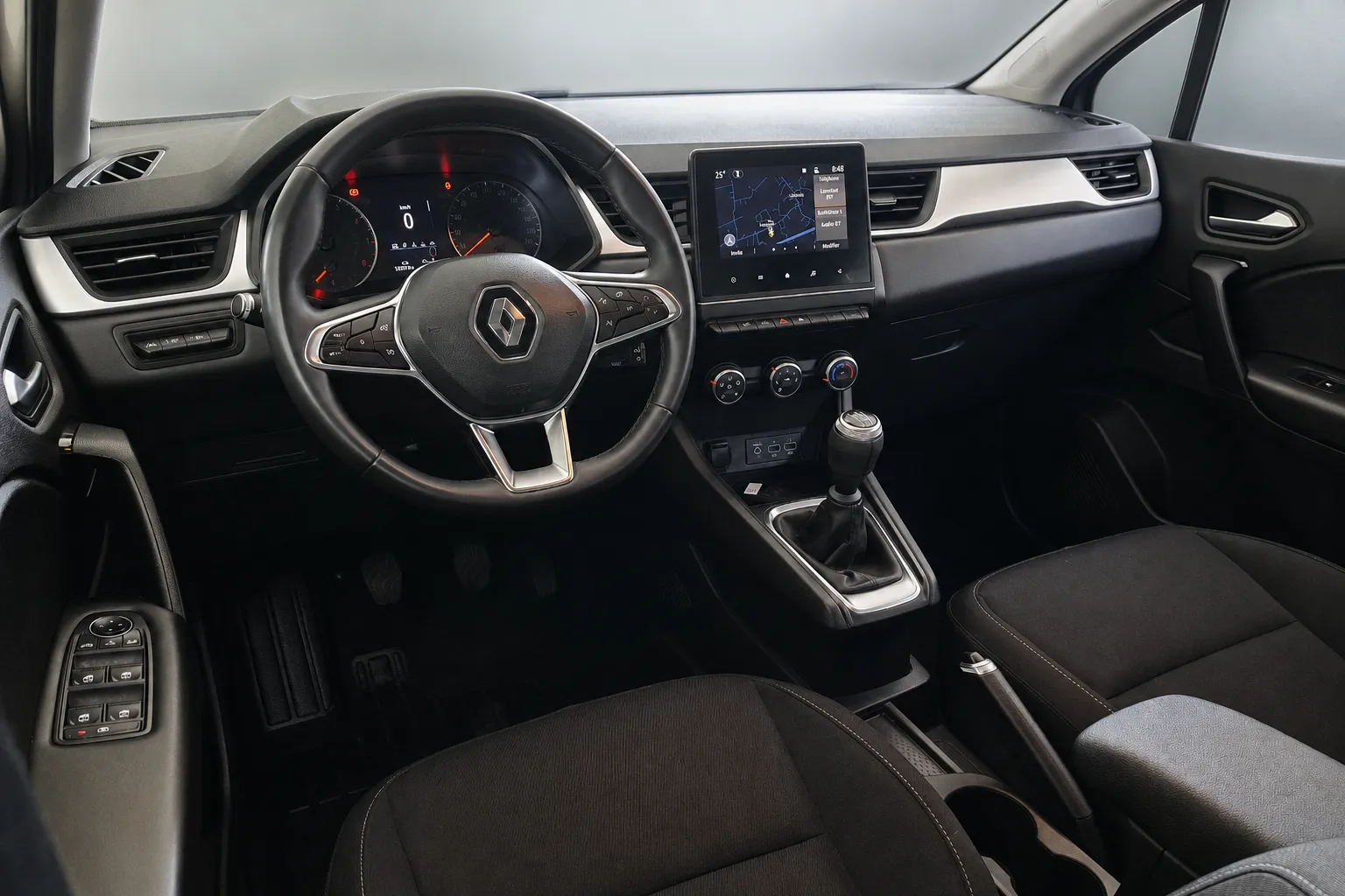 Notranja slika - Renault Captur - TCe-M 2022-GARANCIJA-1 LASTNIK-ODLIČEN-KOT NOV... - 7