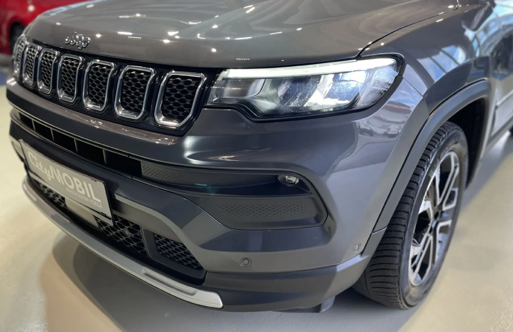 Zunanja slika - Jeep Compass - 1.LASTNIK-SLO-RADAR-KAMERA-LED-GRETJE SEDEŽEV - 6