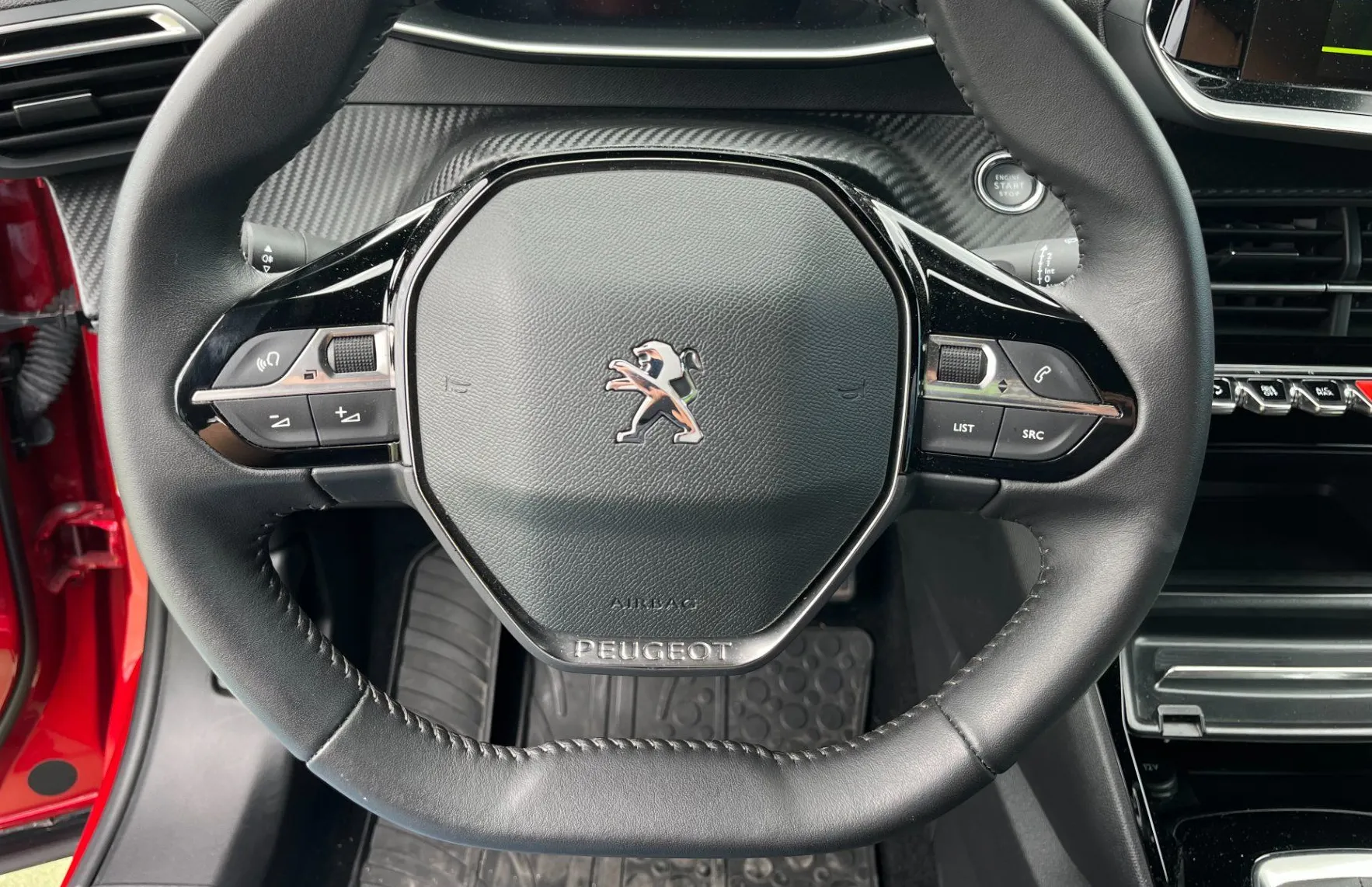 Zunanja slika - Peugeot 2008 - reTech 100 Allure Pack LED. 180° POGLED. NAVI. SLO - 12