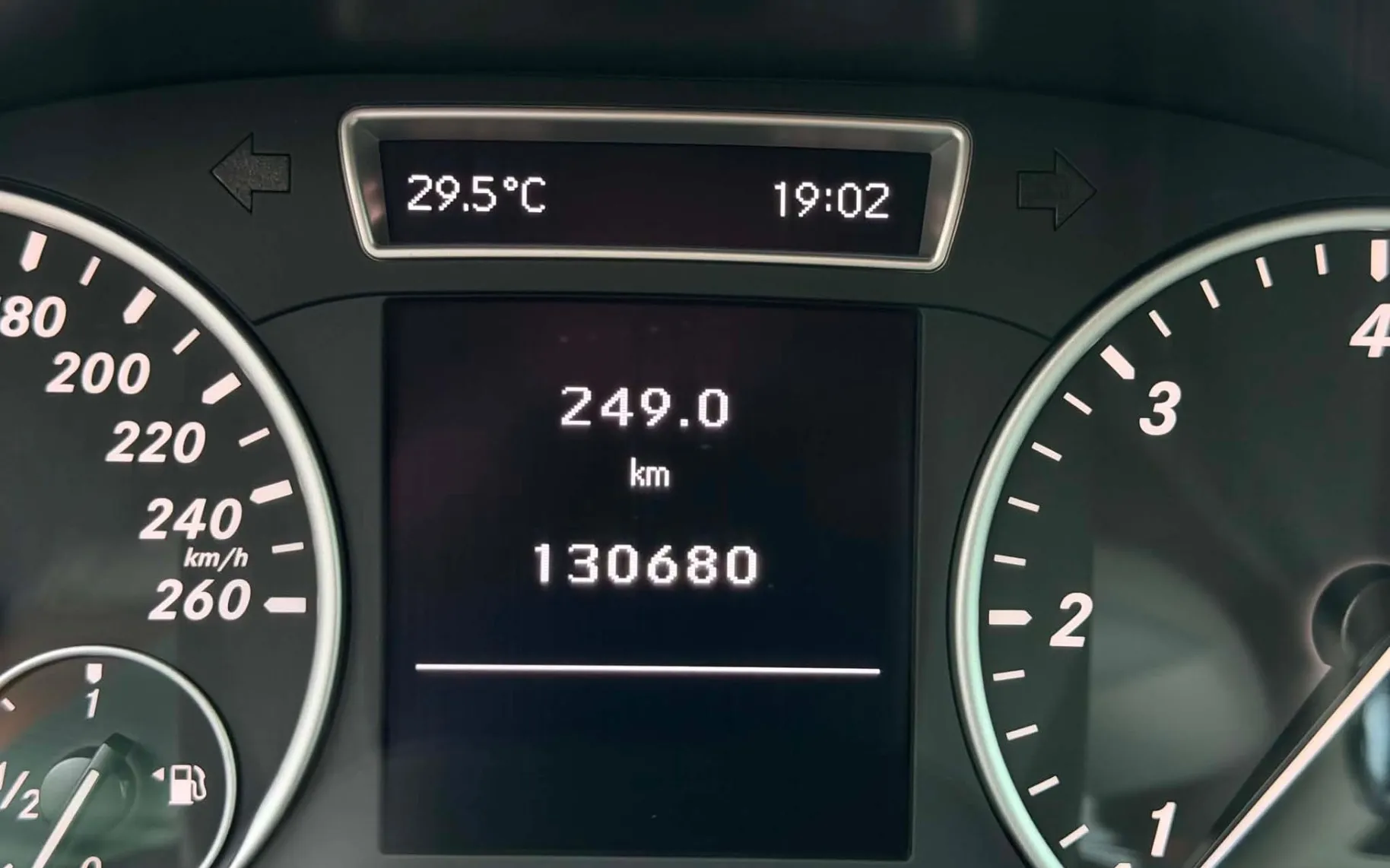Notranja slika - Mercedes-Benz A-Razred - A 180 CDI-130.000km-LIZING ZA TUJCE-PDC - 10