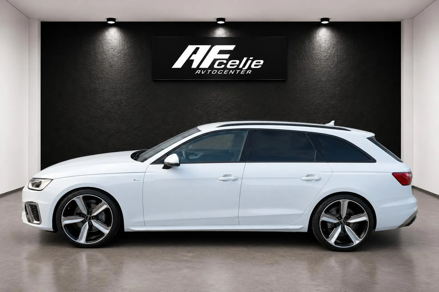 Zunanja slika - Audi A4 Avant - 2.0 TDI-AUT-2X S LINE-ACC-LIZING ZA TUJCE-LED- - 6