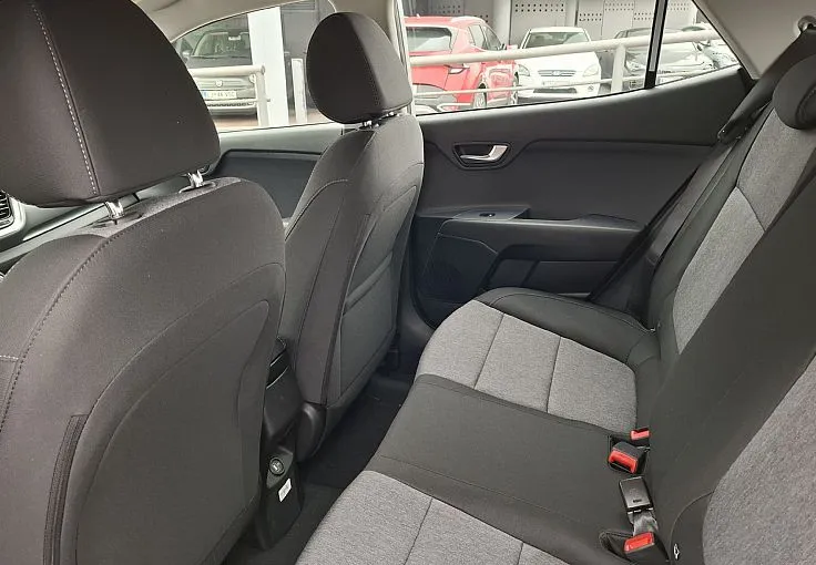Zunanja slika - KIA Stonic - 1.2 DPI LX Urban+ ISG. VEČ BARV - 11