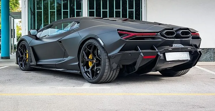Zunanja slika - Lamborghini Revuelto - NERRO II - NA ZALOGI - 7