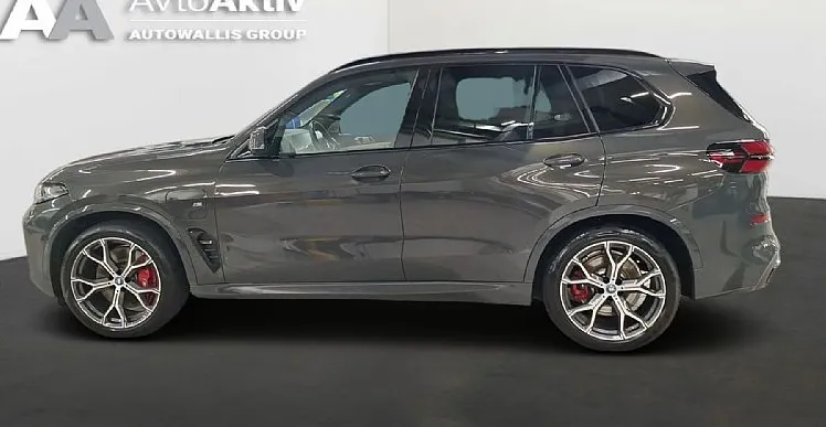 Zunanja slika - BMW X5 - serija : xDrive50e M-Sport. Iconic. soft close. el. kljuka. - 2