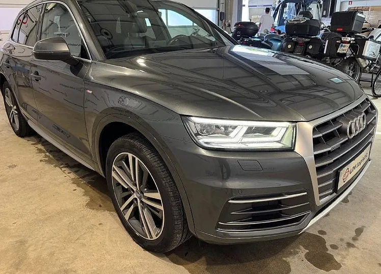 Zunanja slika - Audi Q5 - 40 TDI quattro S tronic - S LINE - SLO-VSA OPREMA - 3