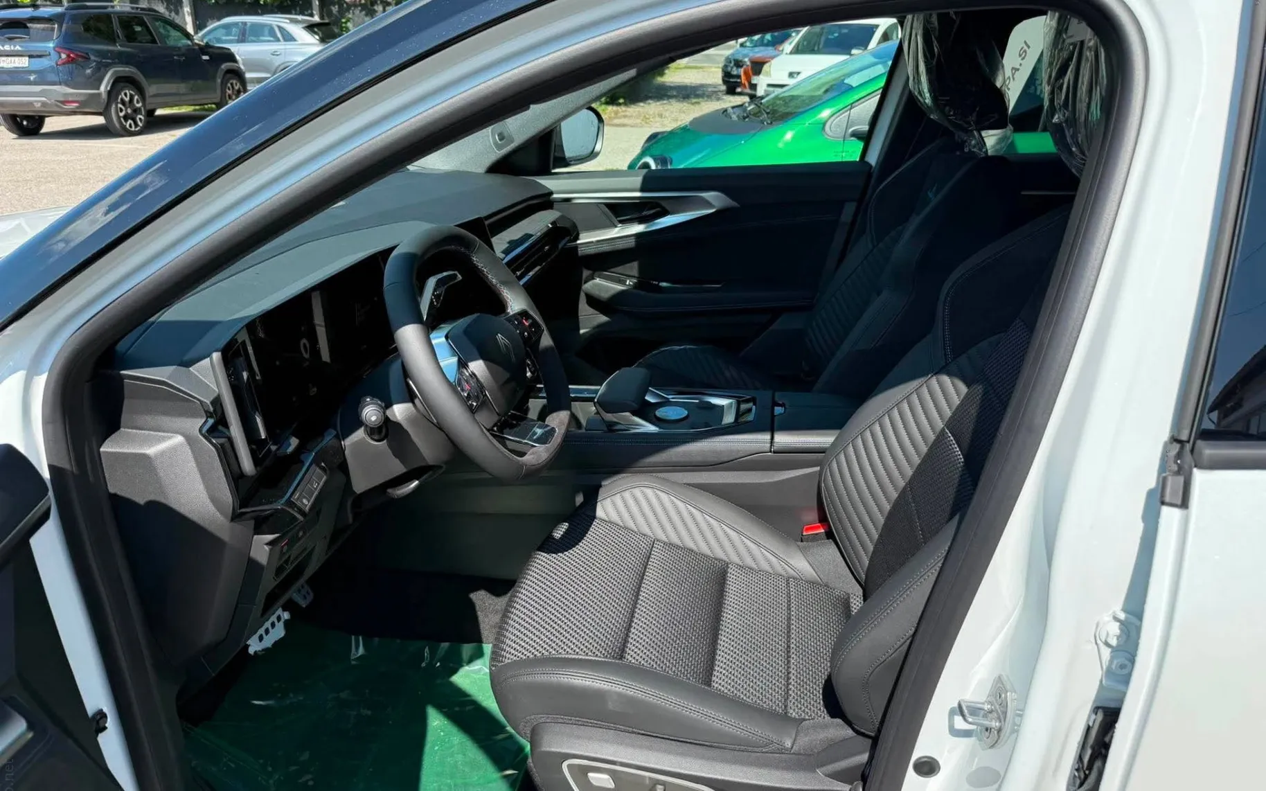 Zunanja slika - Renault Austral - TCe 150 Mild hybrid Esprit Alpine Avt. - 9