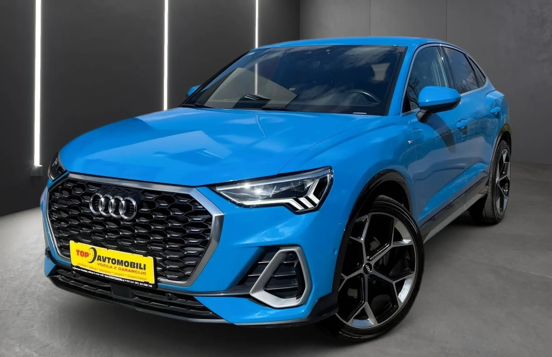 Zunanja slika - Audi Q3 - Sportback 40 TDI QUATTRO S LINE SPORT MATRIX NAVI PDC  KAM - 1