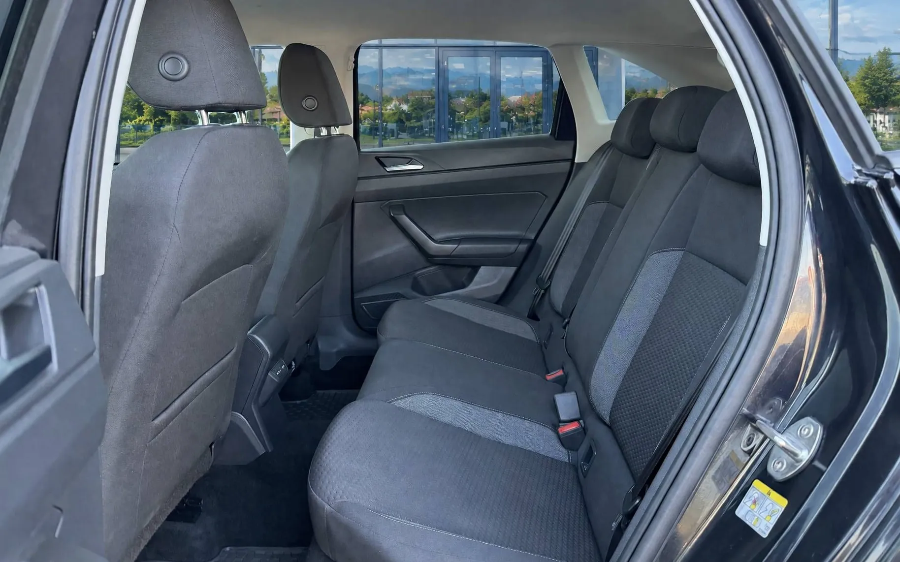 Notranja slika - Volkswagen Taigo - 1.0 TSI 4All DSG-SLO-ACC-PDC-Vzvratna kamera.... - 7