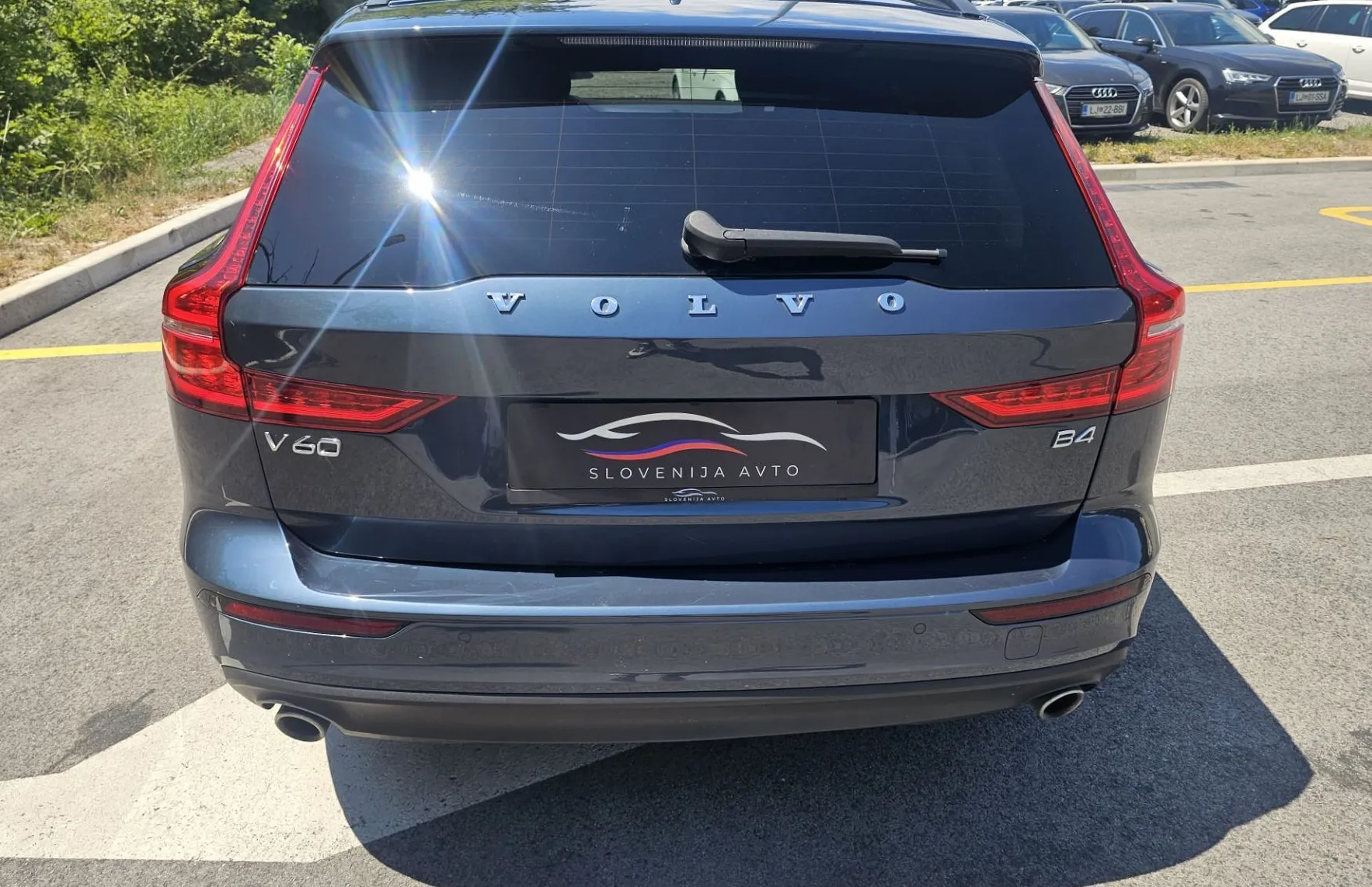 Zunanja slika - Volvo V60 - B4D Momentum Pro |FulLED|usnje|alu|ACC|navi|el prt - 5