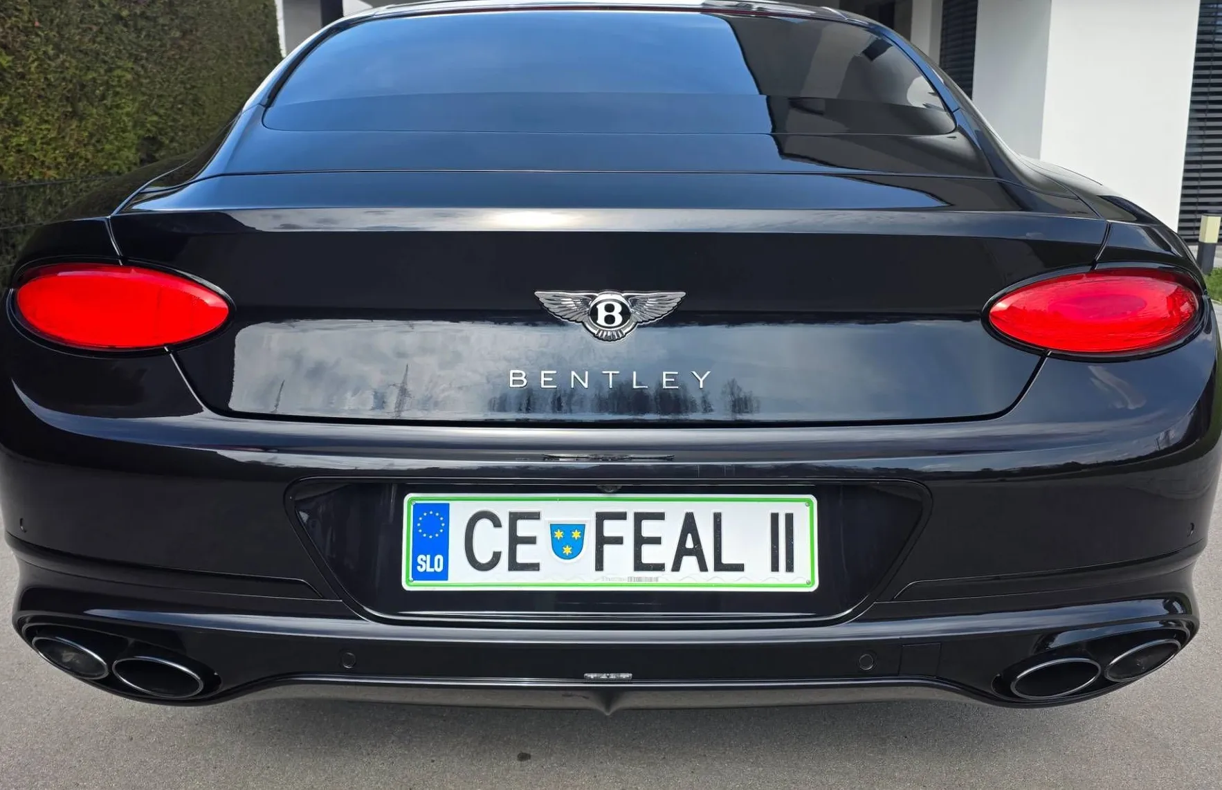 Zunanja slika - Bentley Continental - GT-V8-BLACK EDITION-KOT NOV-MAX OPREMA-1 LASTNIK - 8