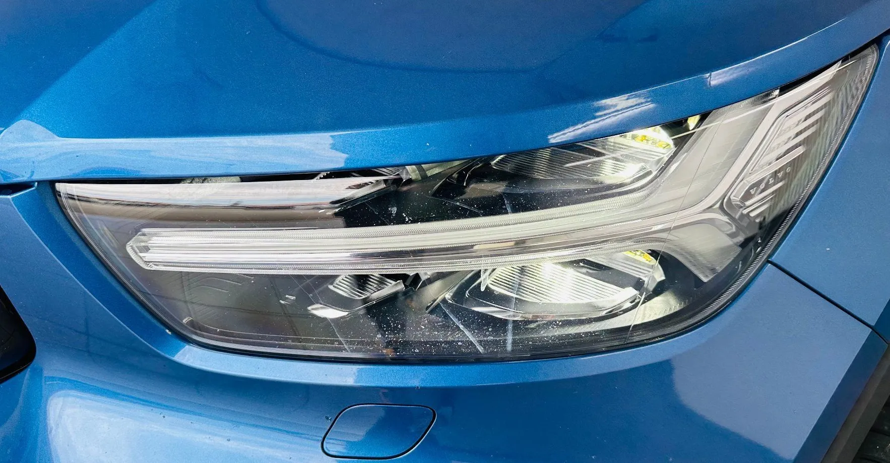 Zunanja slika - Volvo XC40 - T5 Recharge Twin Engine R-Design Avt.KAMERA.LED - 3