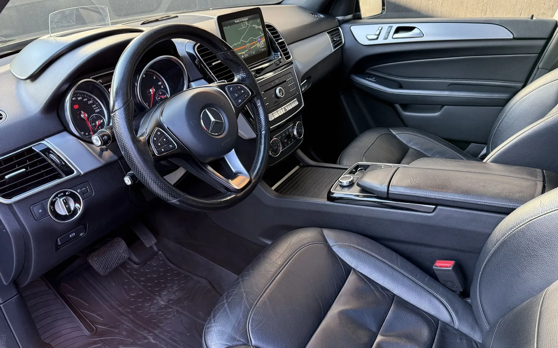 Zunanja slika - Mercedes-Benz GLE-Razred - GLE 250d-PANORAMA-360°-USNJE- NAVI-H K - 7