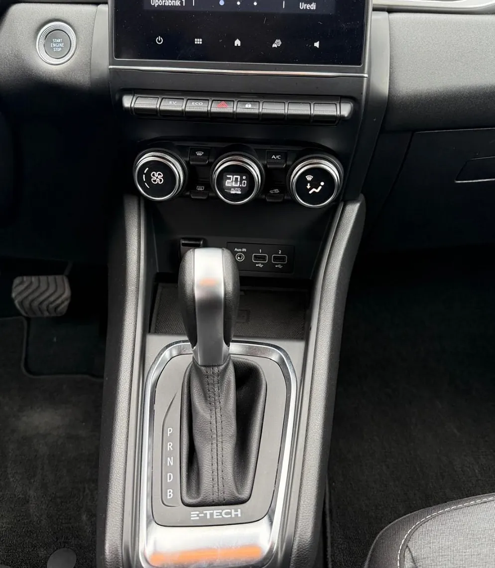 Zunanja slika - Renault Captur - E-TECH AVT. NAVI-ALU-KEYLESS-KAMERA-TEMPOMAT... - 9
