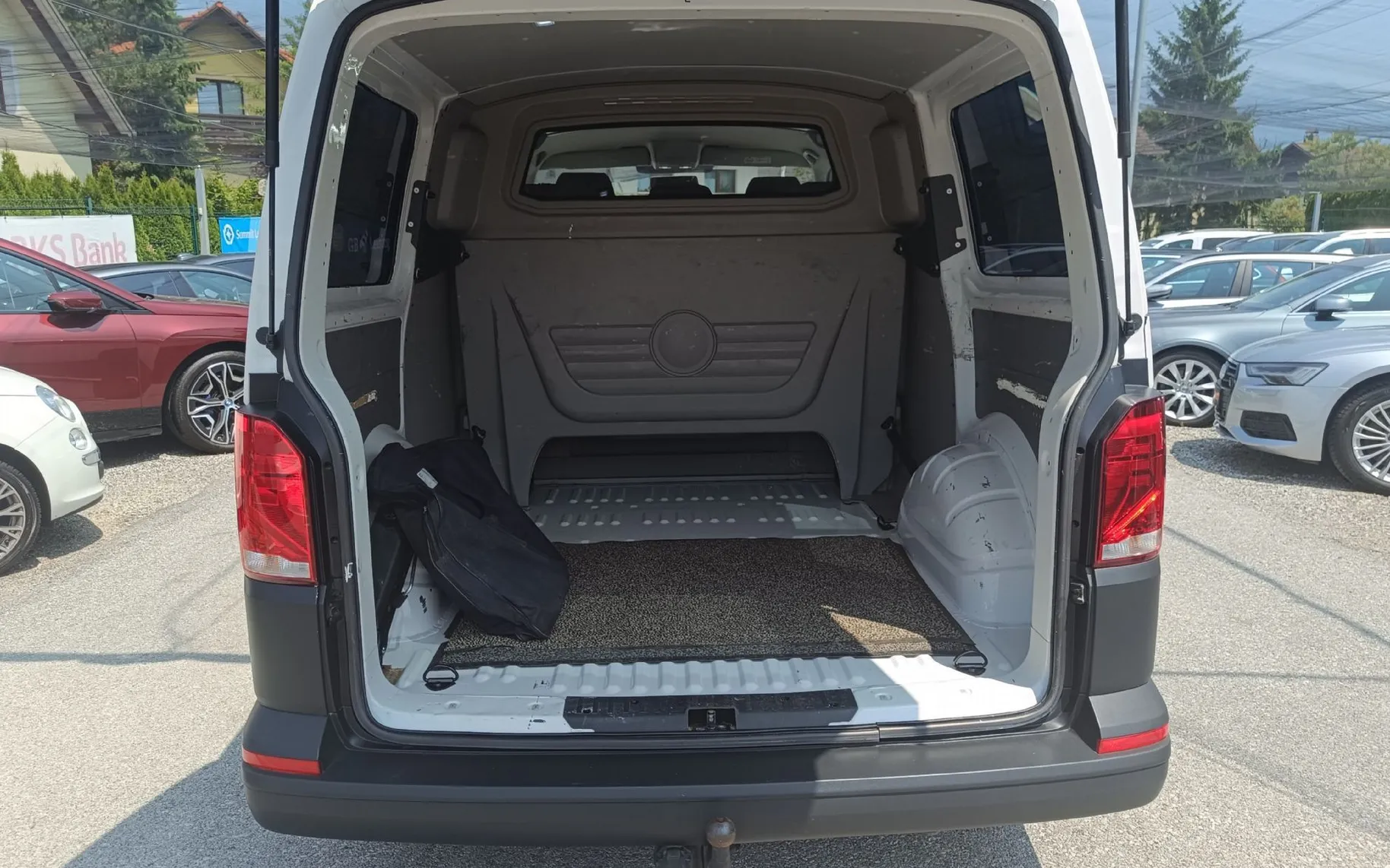 Zunanja slika - VW Transporter - VOLKSWAGEN  2.O TDI 5 SEDEŽEV. KLJUKA - 11