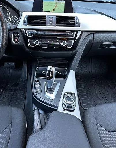 Zunanja slika - BMW Serija 3 - Touring: 316d Advantage AVT.-FULL LED-NAVI-2xPDC-TEMPOMA - 9