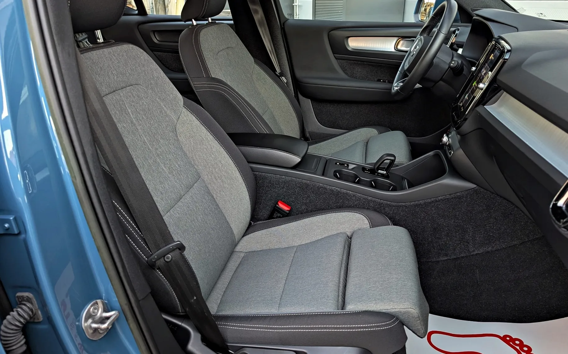Zunanja slika - Volvo XC40 - 2.0 B3 aut. Core - 10