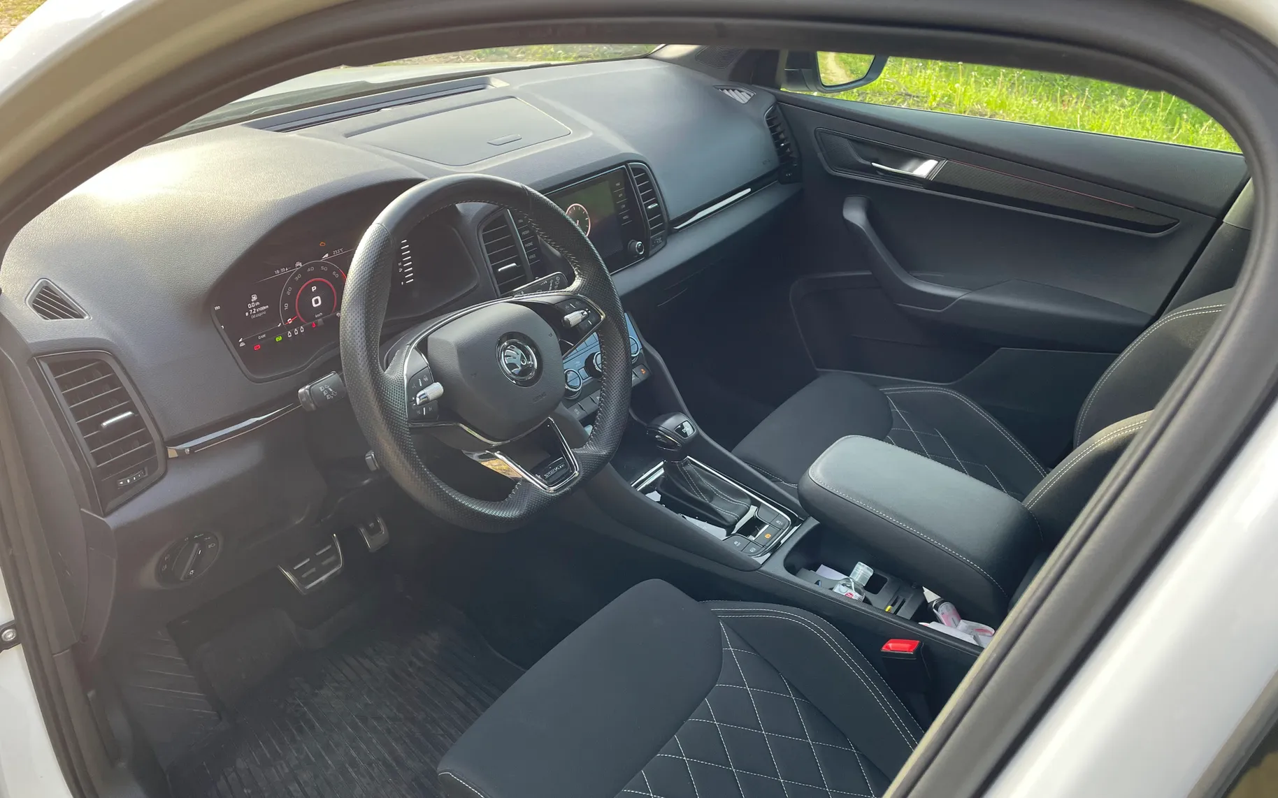 Notranja slika - Škoda Karoq - 1,5 TSI ACT Sportline DSG - 7