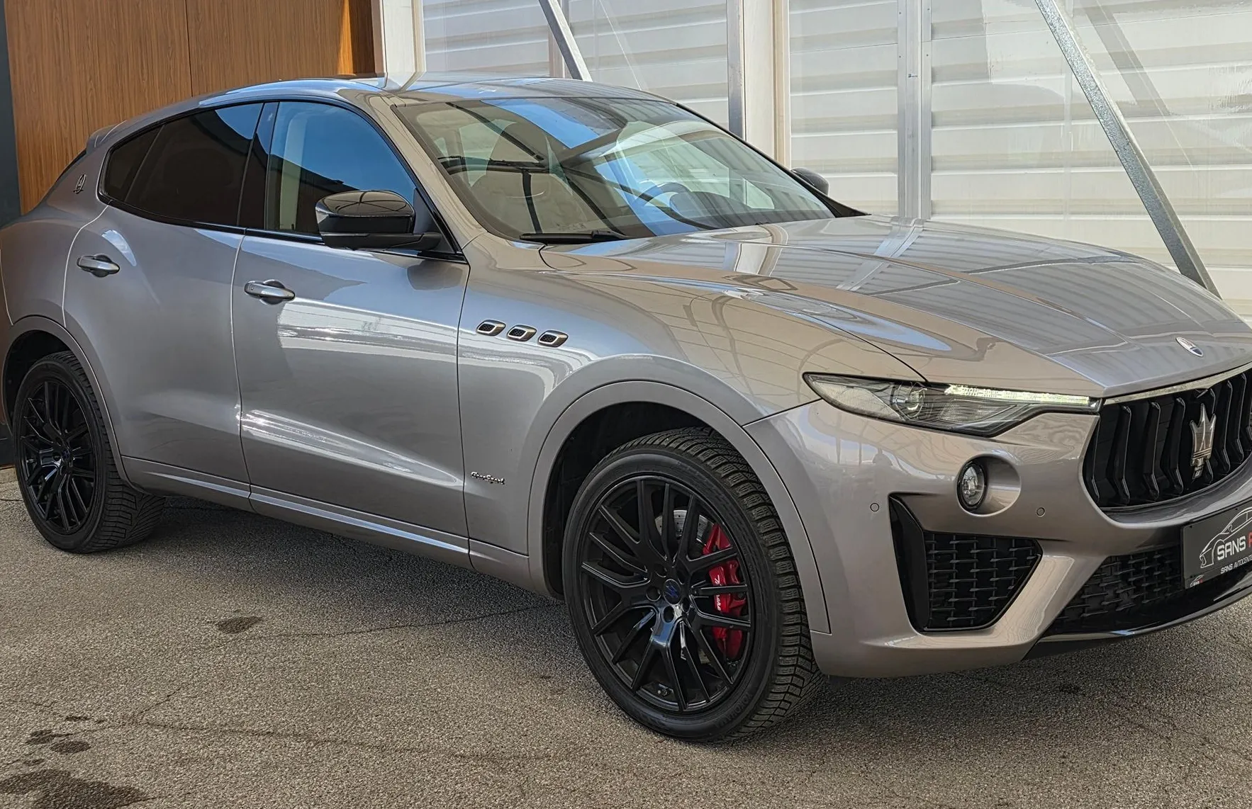 Zunanja slika - Maserati Levante - 3.0 V6 GranSport-ZRAČNO-SOFTCLOSE-KAM-GR.SED - 1