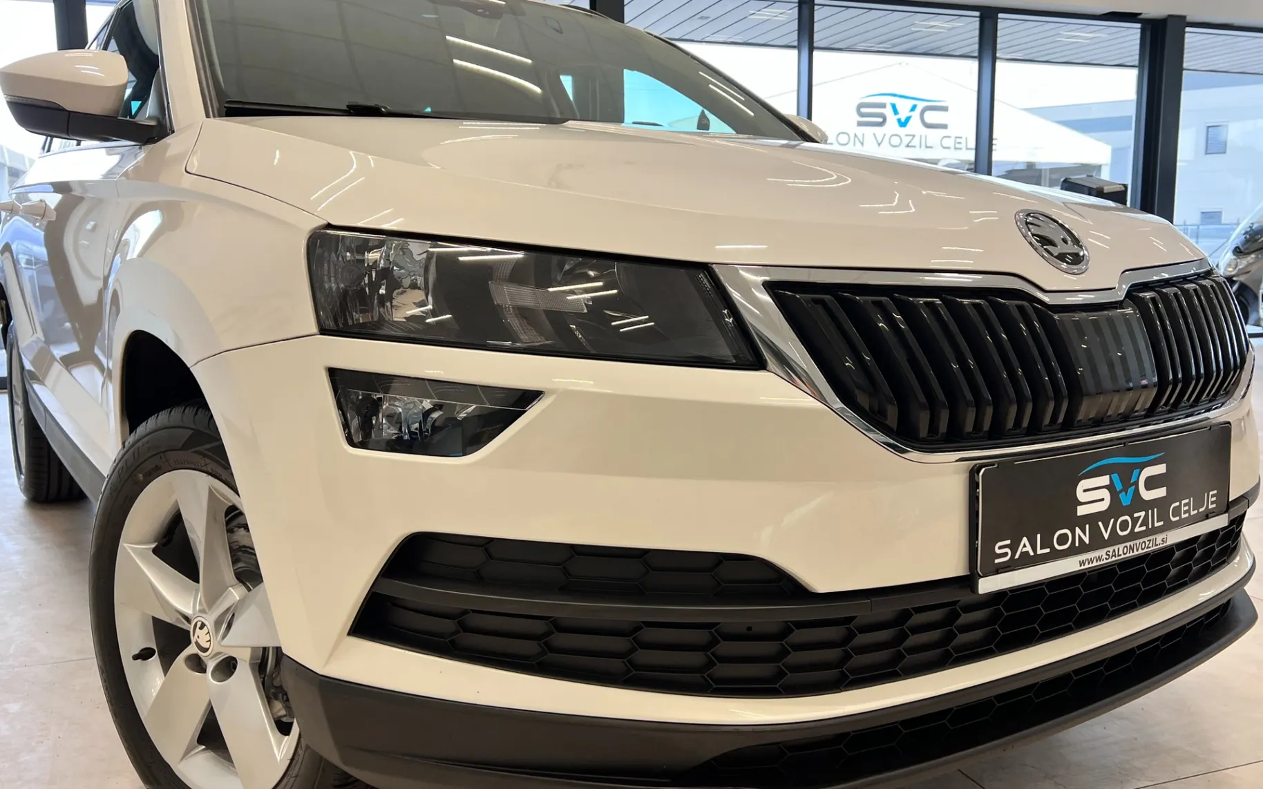 Zunanja slika - Škoda Karoq - 2.0 TDI-DSG-FRONT-ASSIST-ACC-KAM-KEYLESS-NAVI-PDC. - 5