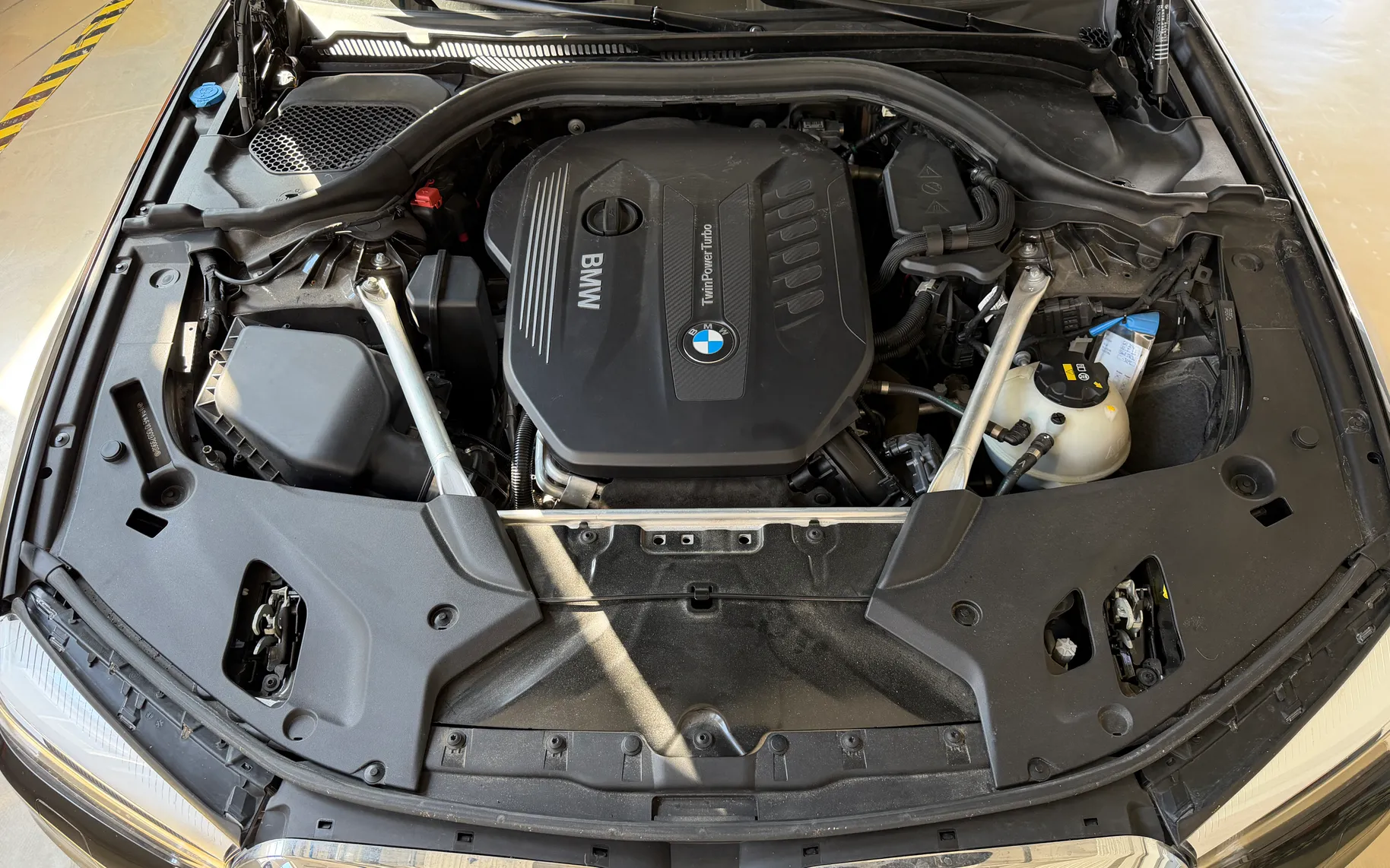 Motor in tehnologija - BMW Serija 5 - BMW - 49